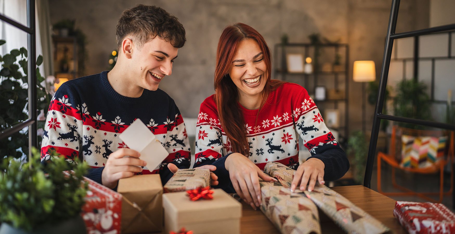 AFCU_94-HolidayBudgetCompanion-1750x900