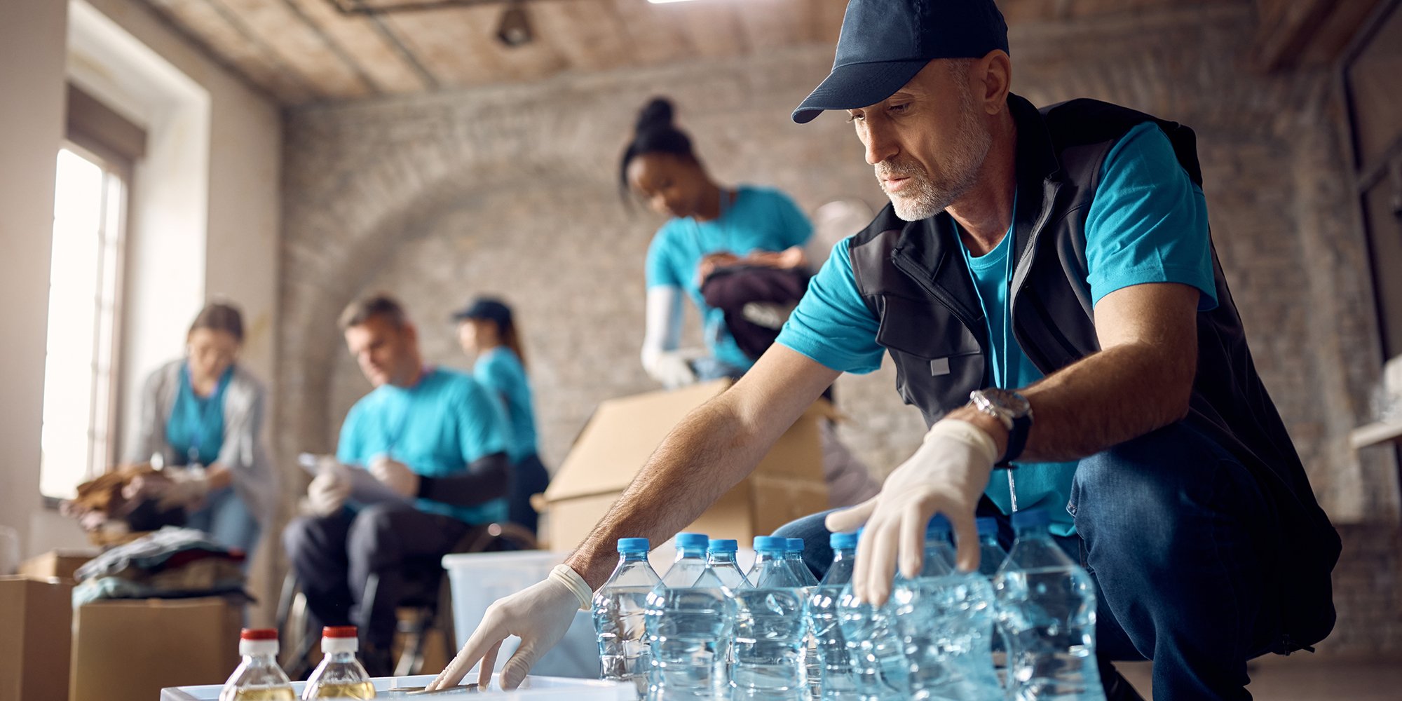 What is Giving Tuesday? A Guide to Meaningful Holiday Generosity