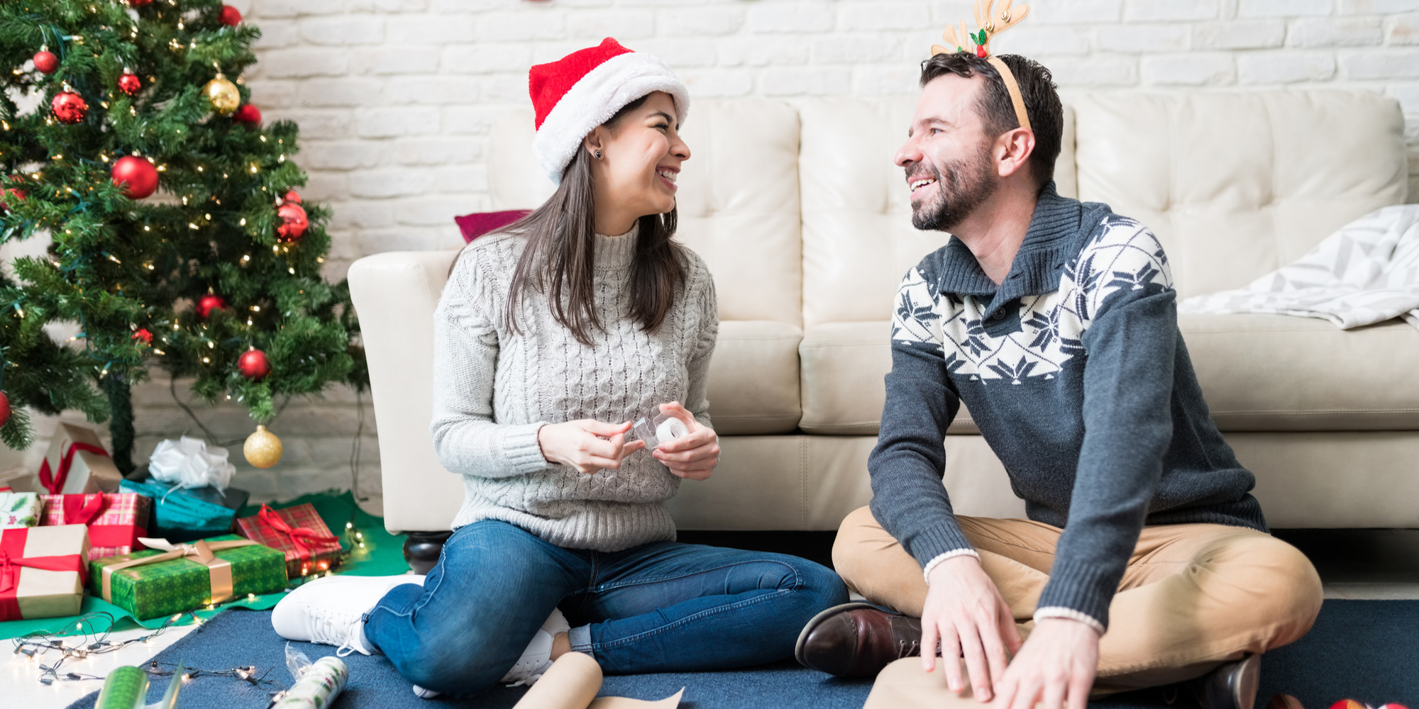 6 Precautions Before Using Holiday Loans for Gift Buying